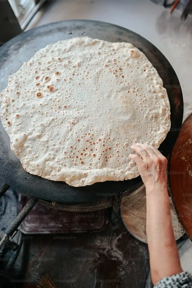 Tortilla lap sütése serpenyőben